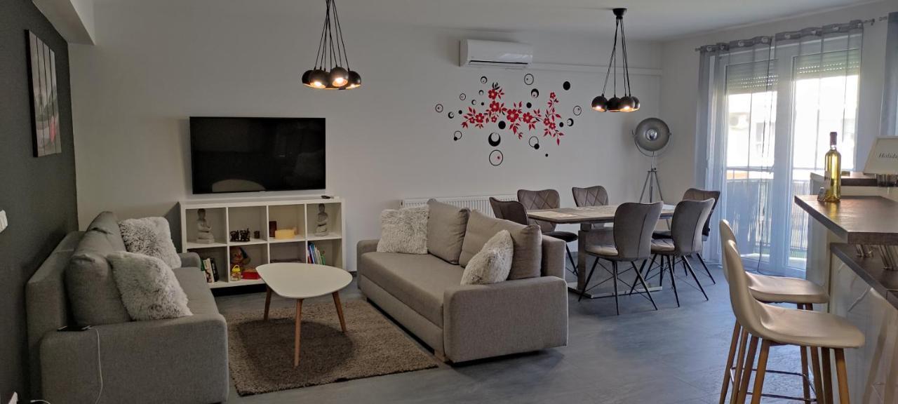 Ikon Apartman Hajdúszoboszló Екстериор снимка