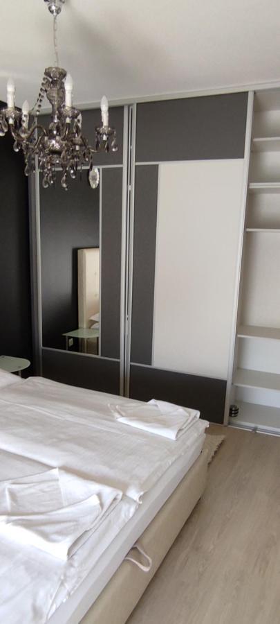 Ikon Apartman Hajdúszoboszló Екстериор снимка
