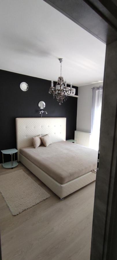 Ikon Apartman Hajdúszoboszló Екстериор снимка