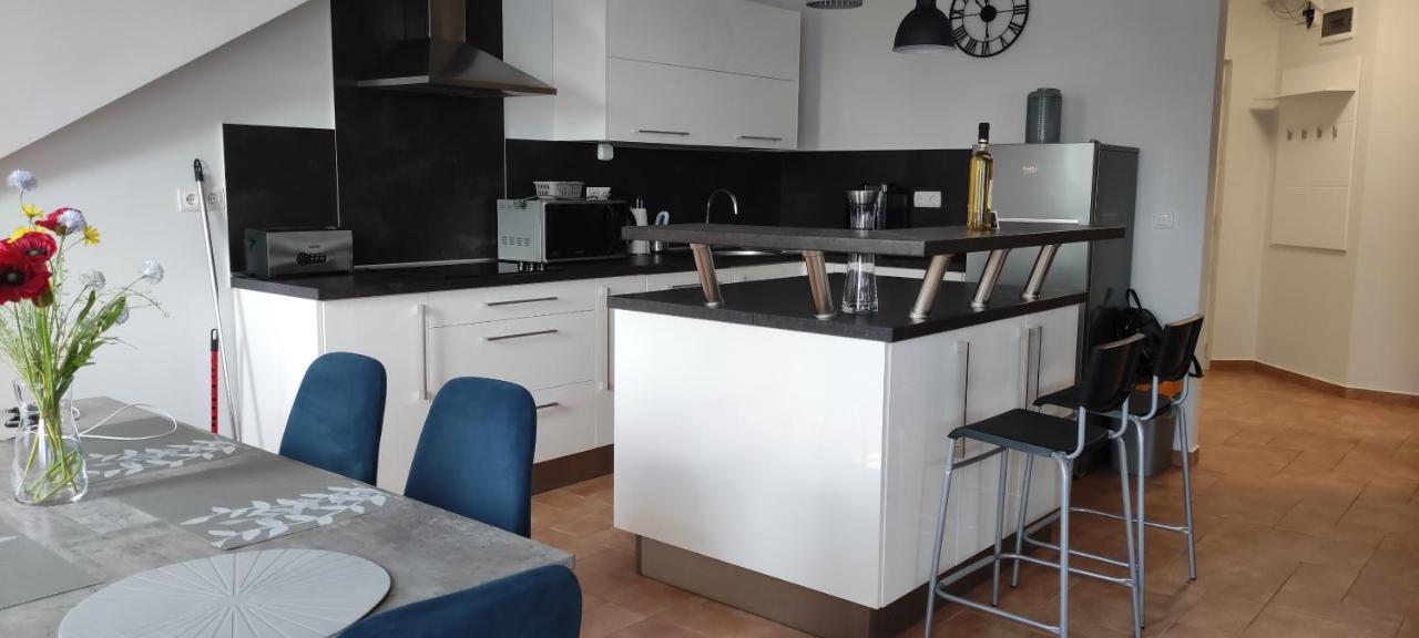 Ikon Apartman Hajdúszoboszló Екстериор снимка